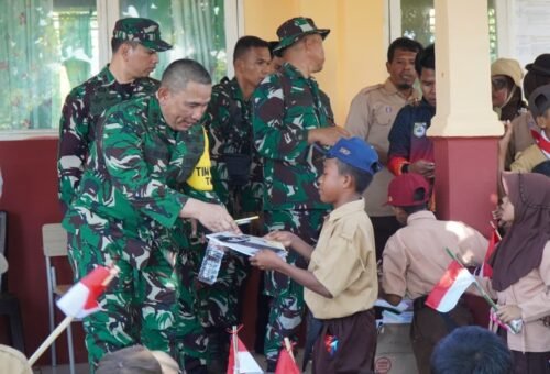Kunjungan Wairjenad untuk Rehabilitasi Ruang OSIS dan Interaksi dengan Pelajar di Umbele
