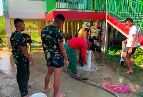 Mewujudkan Akses Air Bersih, Satgas TMMD Bangun Sumur di Masjid Al-Hidayah
