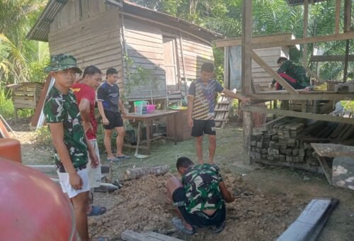 Satgas TMMD Kodim 1206/Putussibau Mulai Proyek RTLH Ibu Marsiana