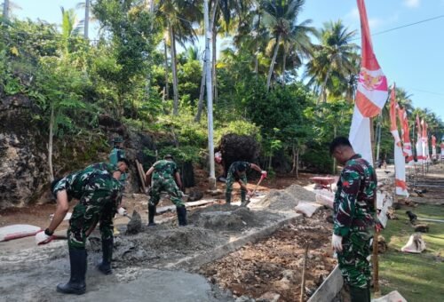 Pengerjaan Rabat Beton Jalan Oleh Satgas TMMD Ke-129 Kodim 1311/Morowali Makin Dipercepat