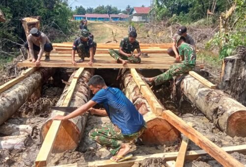 TMMD Kodim 1206/Putussibau Laksanakan Proyek Jembatan untuk Masyarakat Dusun Belatung