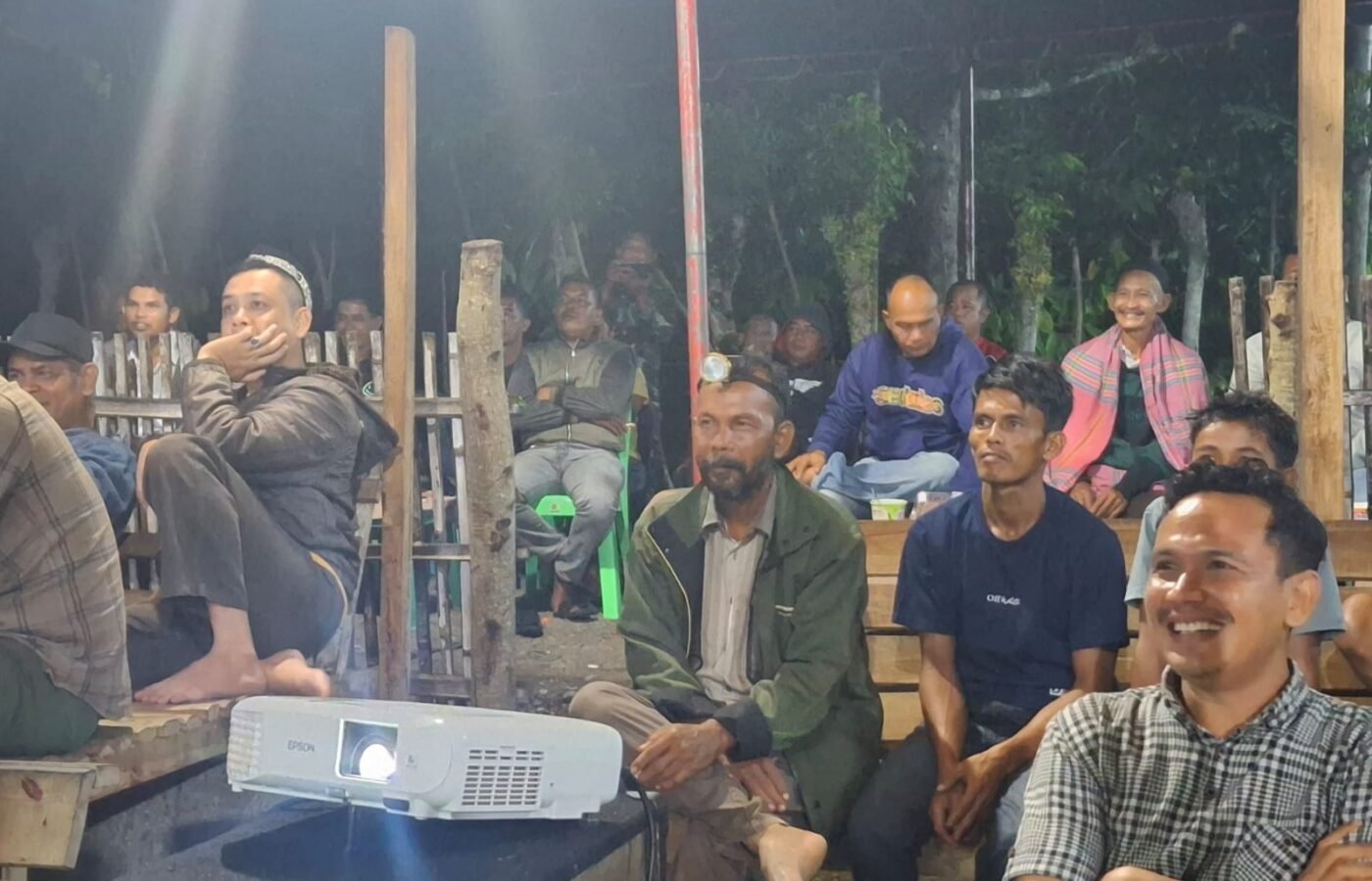 Kolaborasi TNI dan Masyarakat di Nobar Final Piala Dunia 2026