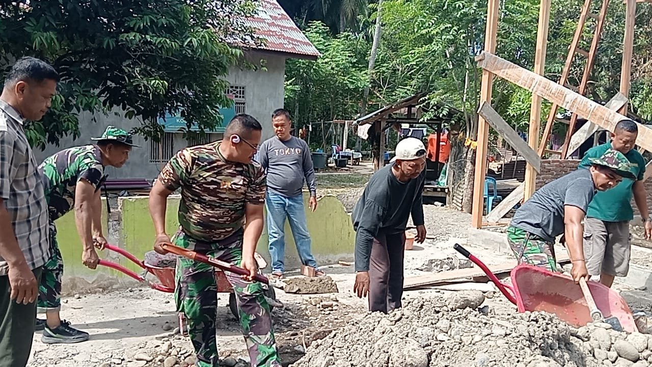 Gotong Royong Warga Pidie Percepat Proyek RTLH dalam TMMD Ke-129