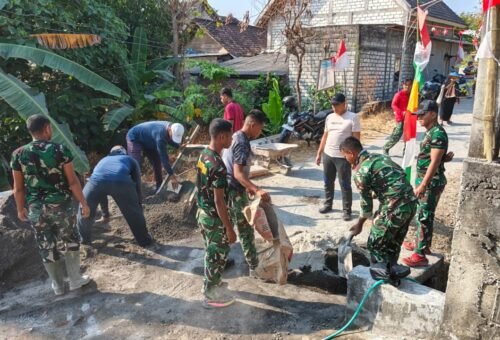Kerja Sama Kuat Satgas TMMD 129 dan Masyarakat Tlemang Ciptakan Kemajuan Desa