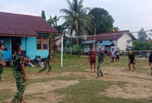 OLAH RAGA BERSAMA WARGA SEBAGAI WADAH KEKELUARGAAN SATGAS TMMD KE-129