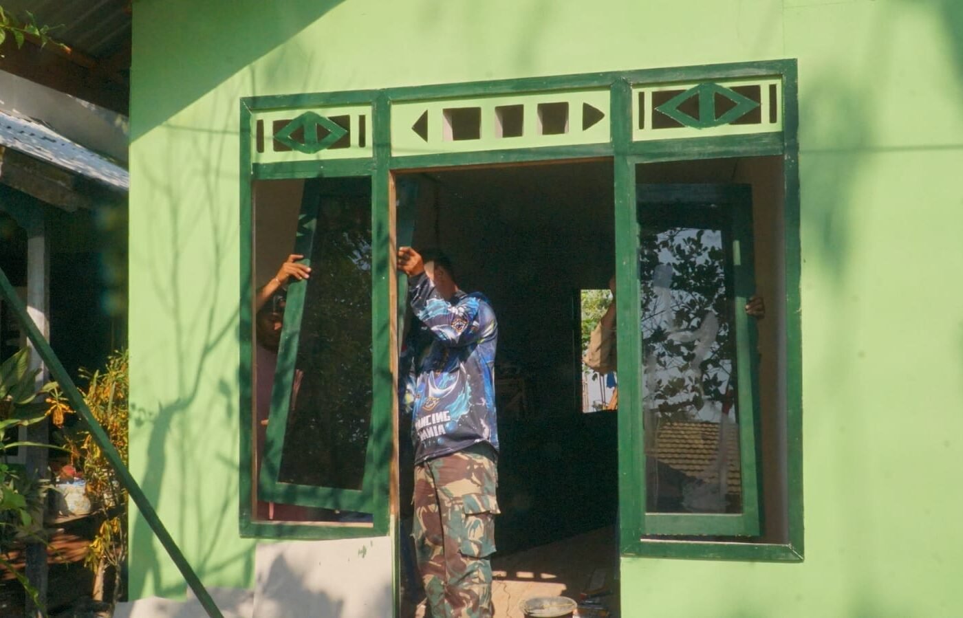 Kolaborasi Satgas TMMD dan Masyarakat, Perkuat Pembangunan Rumah Layak Huni