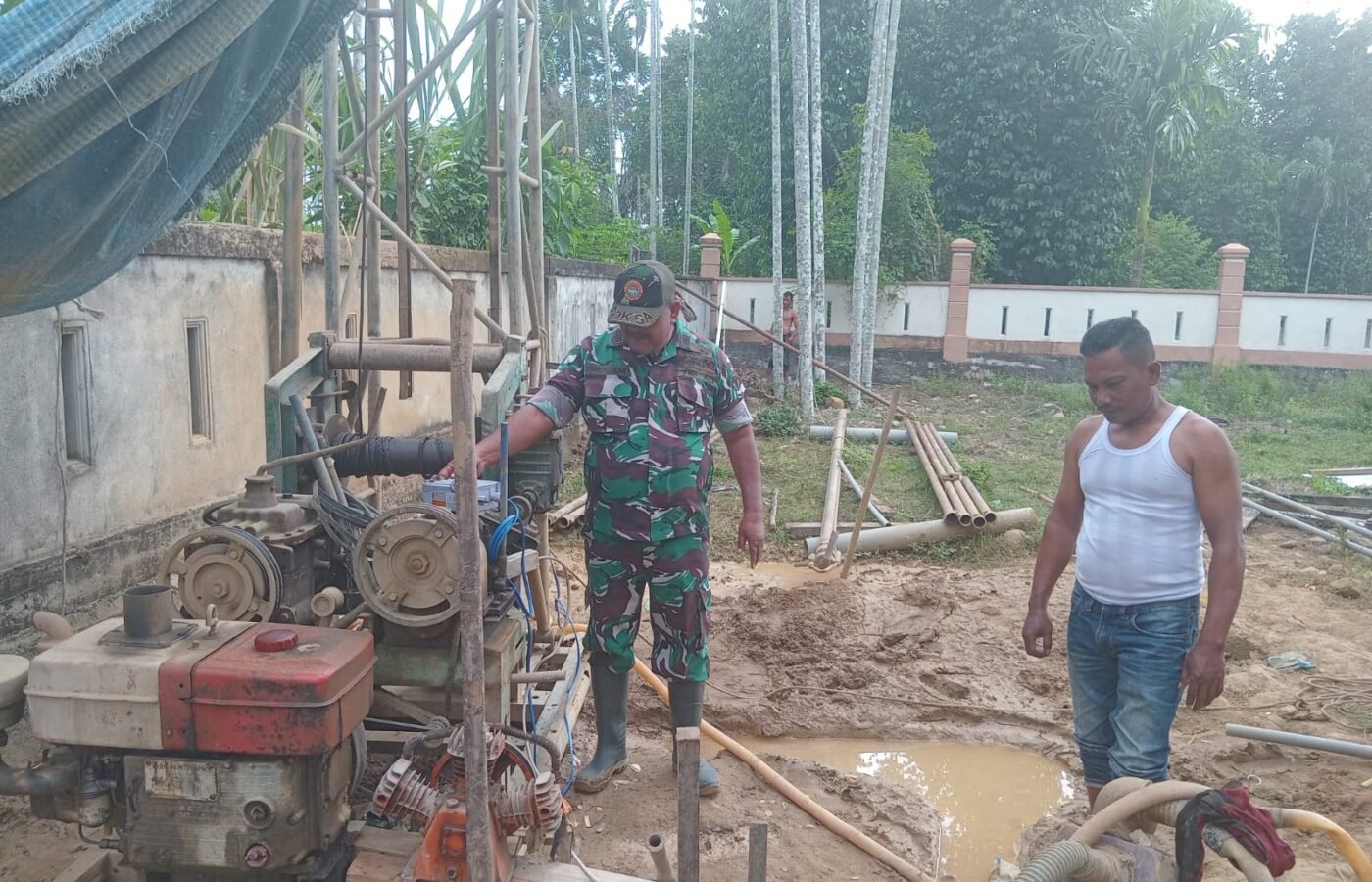 Pembangunan Sumur Bor di Blang Cot, Satgas TMMD Kodim 0102/Pidie Terus Berupaya