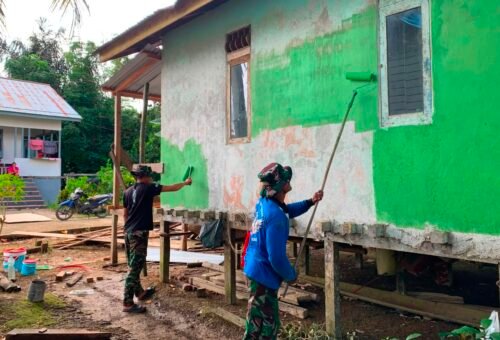 Progres Pengecatan Rehab RTLH dalam Program TMMD Regtas 129 Meningkat di Titik 1