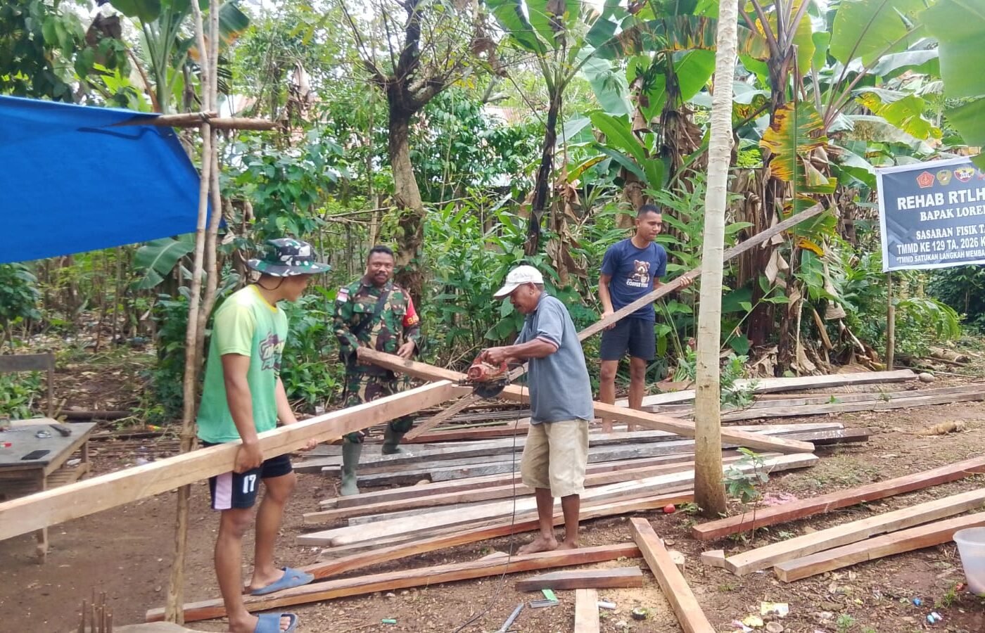 Pemulihan Rumah Bapak Lorenz oleh Satgas TMMD 129 Kodim Belu