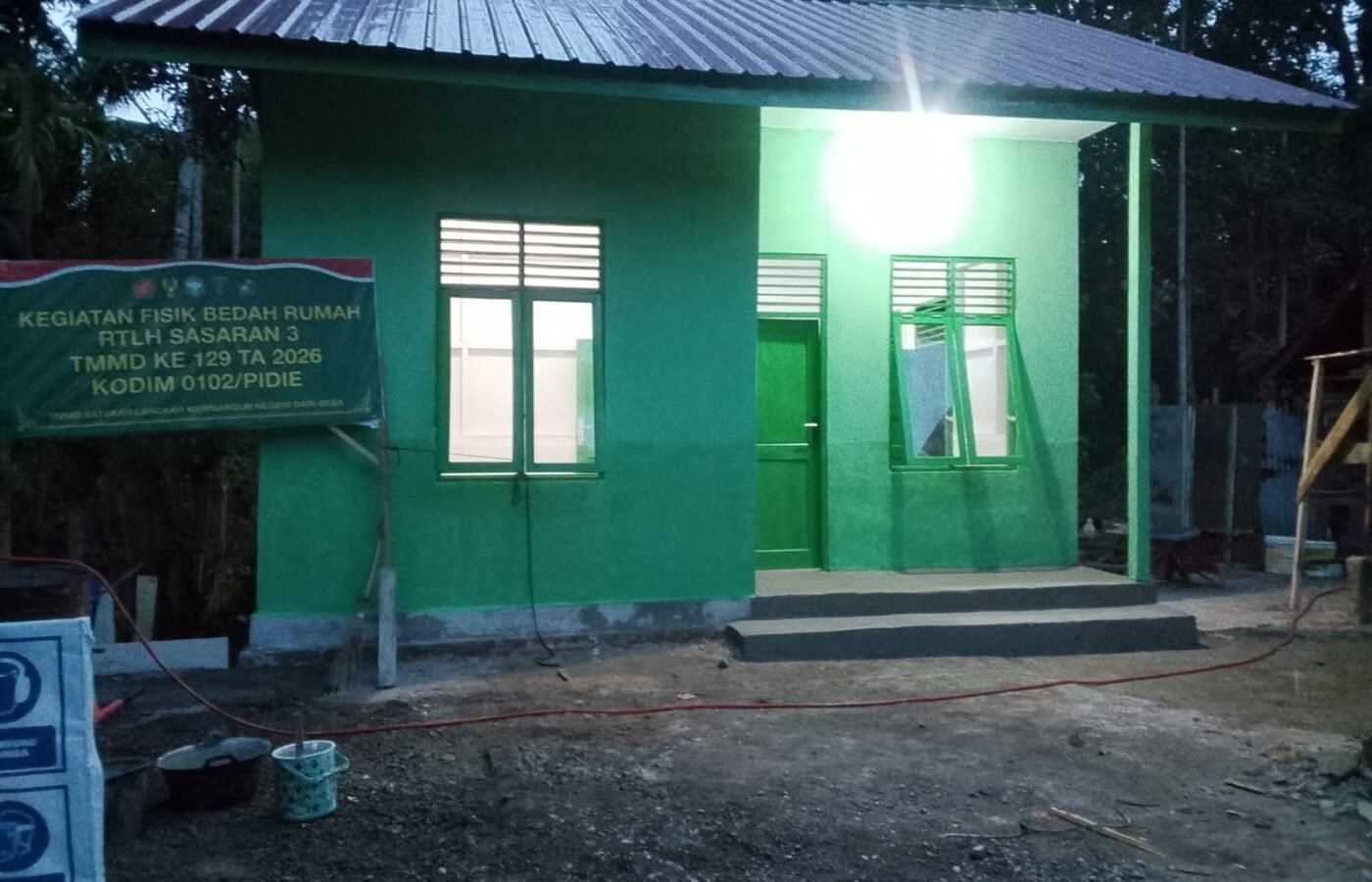 Rehabilitasi RTLH Umar Amin, TMMD Ke-129 Kodim 0102/Pidie Bawa Perubahan Positif