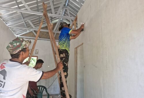 Pembangunan RTLH Bapak Ardiansyah Masuki Fase Penyelesaian, Sekat Kamar Telah Terpasang