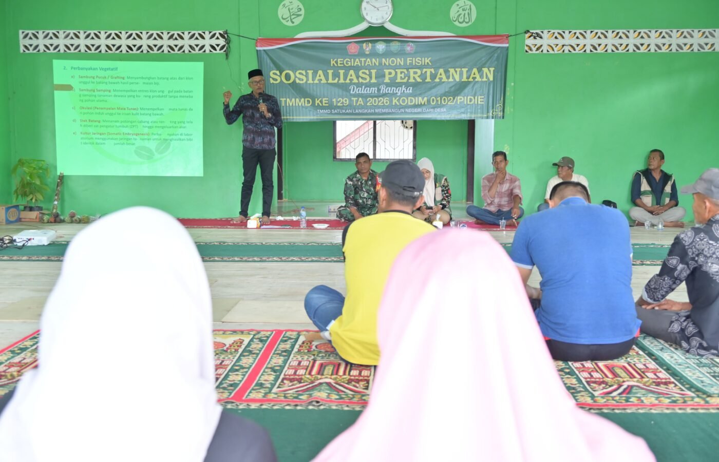 Peningkatan Kompetensi Petani Lhok Panah Melalui Penyuluhan oleh TMMD dan Dinas Pertanian