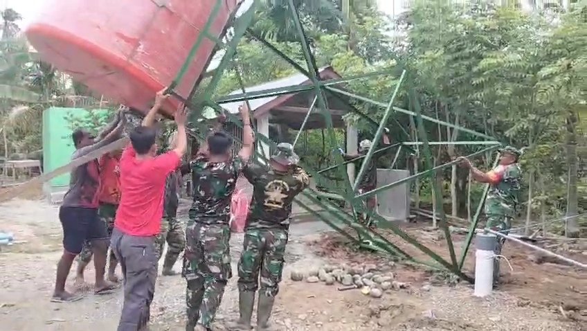 Satgas TMMD Ke-129 Tidak Kenal Libur, Ciptakan Fasilitas Air di Lhok Panah
