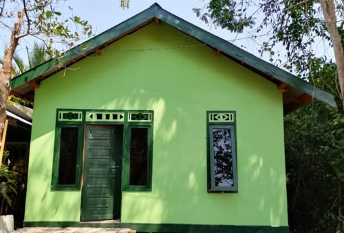 Perbaikan Rumah untuk Kesejahteraan, Satgas TMMD Bersama Warga Selesaikan Proyek