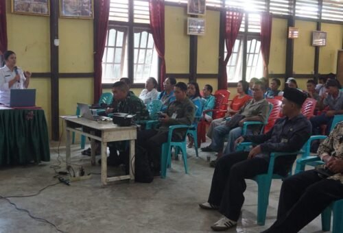 Kodim 1206/Putussibau Gelar Edukasi tentang Kesehatan di Desa Ulak Pauk
