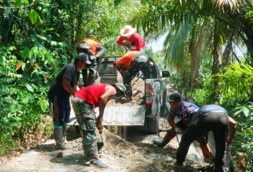 Akses Warga Meningkat Melalui Pembangunan Jalan TMMD Ke-129