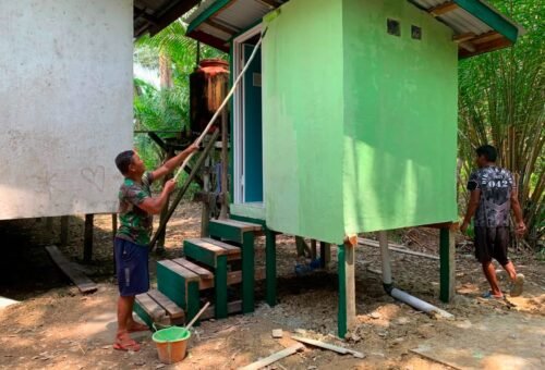 Satgas TMMD Ke-129 Kodim 1206/Putussibau Selesaikan Pembangunan MCK di Gereja Santo Fransiskus Xaverius