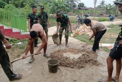 Perkuat Infrastruktur Air Bersih, Satgas TMMD ke-129 Kodim 1206/Putussibau Laksanakan Konstruksi Tandon