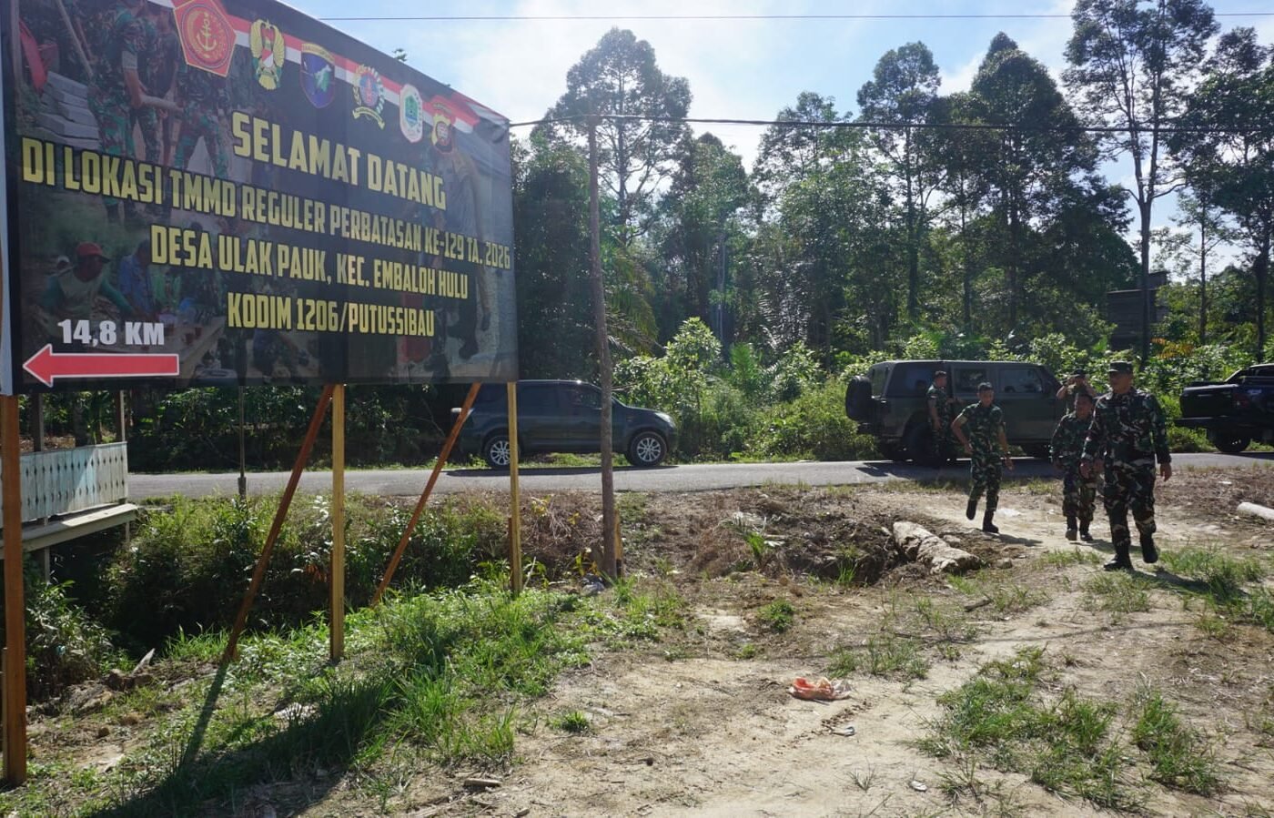 Kaitan Erat Antara TNI dan Warga Melalui Penyerahan Tali Asih di Ulak Pauk