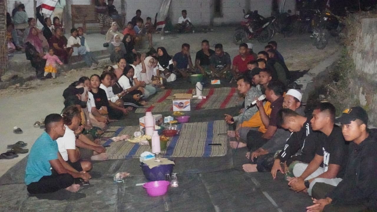 Kehangatan Bersama: Tasyukuran Warga Tlemang dan Tim TMMD Kodim 0812/Lamongan