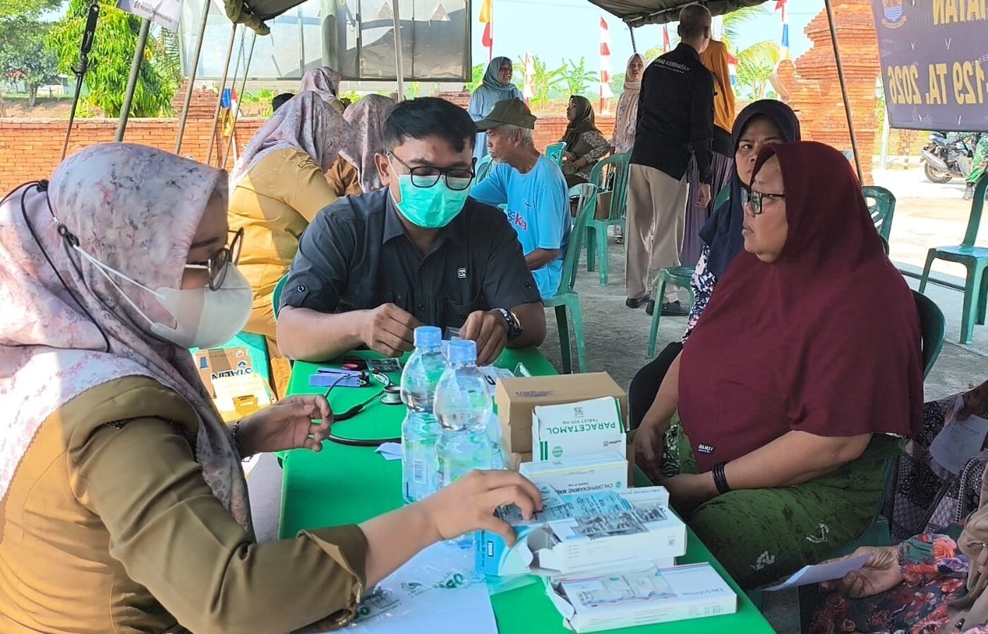 Kegiatan TMMD ke-129: Kesehatan Gratis untuk Warga Luwung Kencana