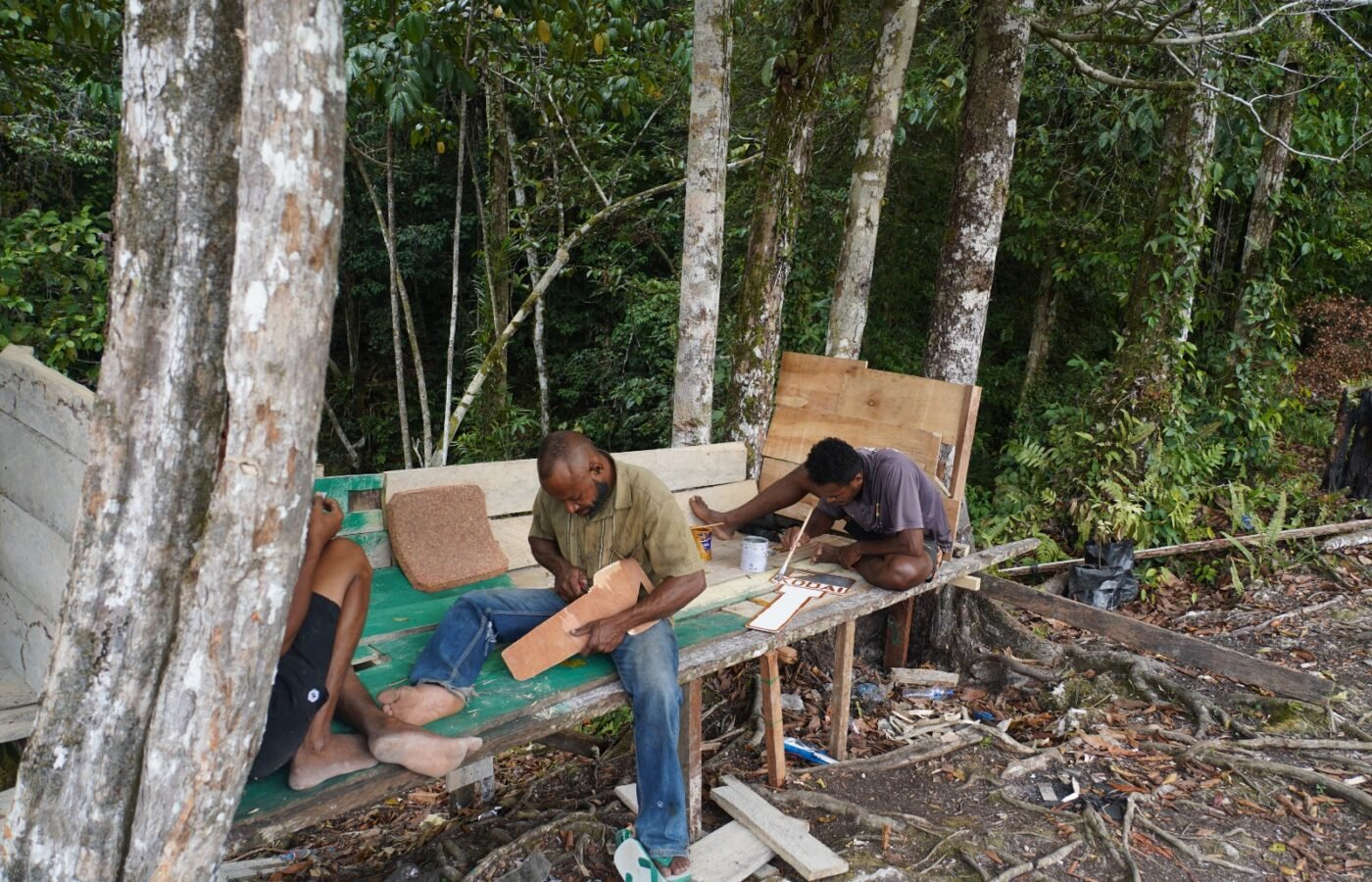TNI Manunggal Membangun Desa, Satgas TMMD Ke-129 Selesaikan Pembersihan di Kampung Sesor