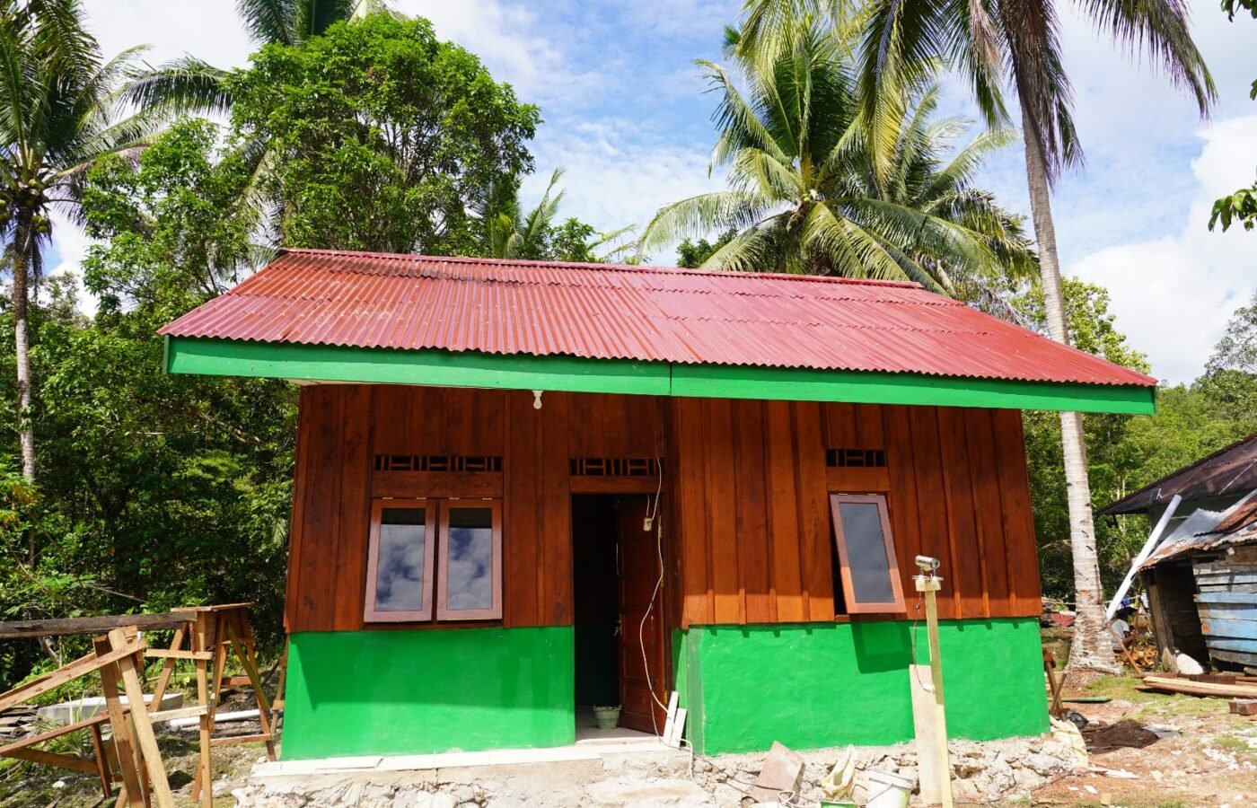 TMMD Ke-129: Pembangunan Rumah Tipe 36 di Kampung Sesor