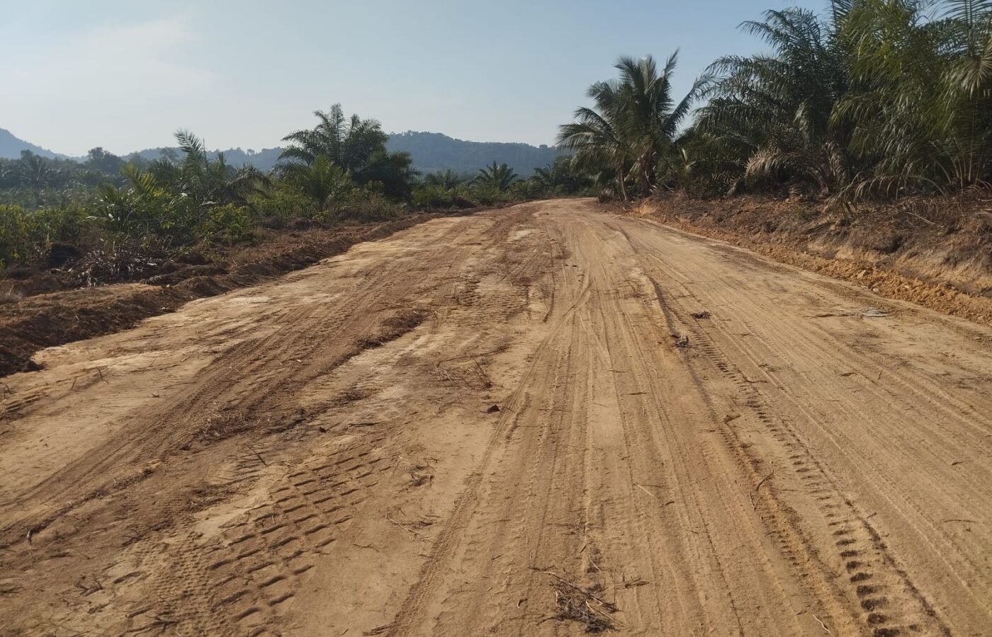 Transformasi Jalan Deniang-Penyamun Mendorong Aktivitas Warga