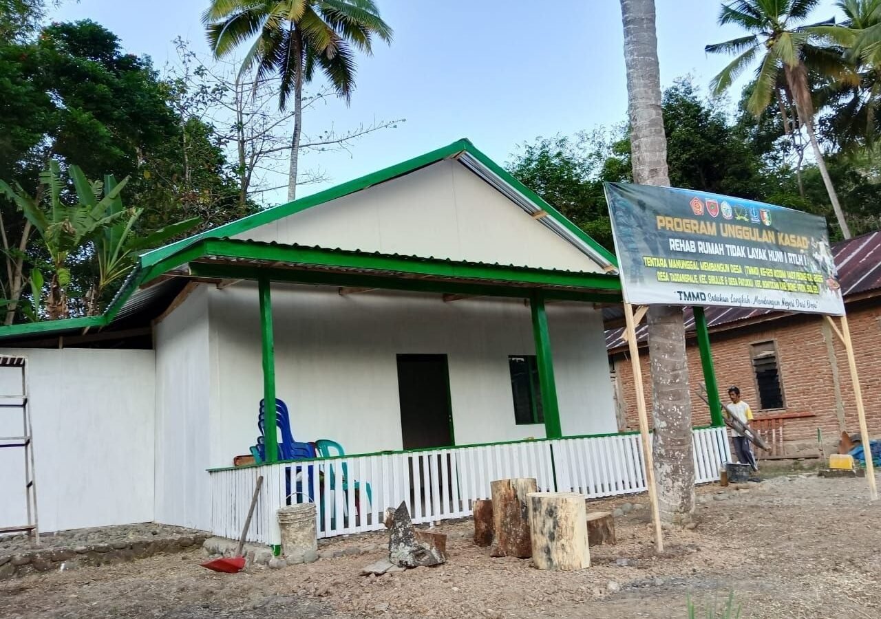 Renovasi RTLH Rampung, Satgas TMMD Ke-129 Tunjukkan Dedikasi di Dua Kecamatan