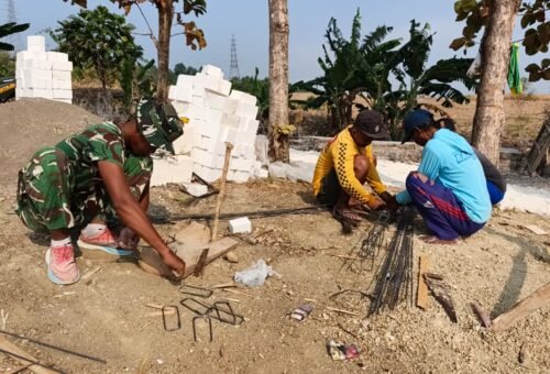 Kualitas dan Ketelitian Anyaman Besi, Kunci Kekuatan Tandon Air Bersih TMMD 129