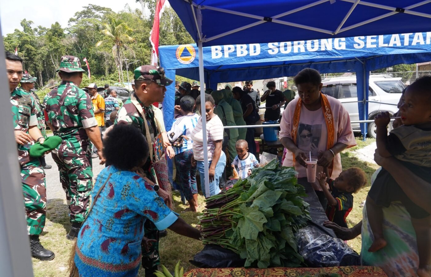 Pemberdayaan Ekonomi di Penutupan TMMD Ke-129 Melalui UMKM Persit KCK Cabang XVI