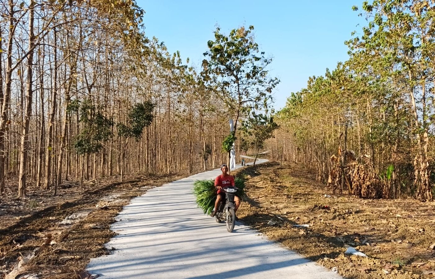 Transformasi Jalan Desa Tlemang: Harapan Baru bagi Masyarakat