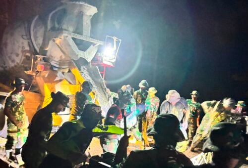 Guna Pembangunan yang Berkelanjutan, Satgas TMMD Kodim 0812/Lamongan Bekerja Tak Kenal Waktu