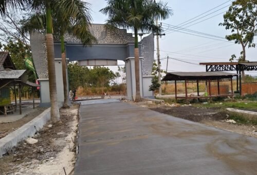 Ketangguhan Prajurit dan Warga Dalam Pembangunan Jalan TMMD 129 di Desa Tlemang