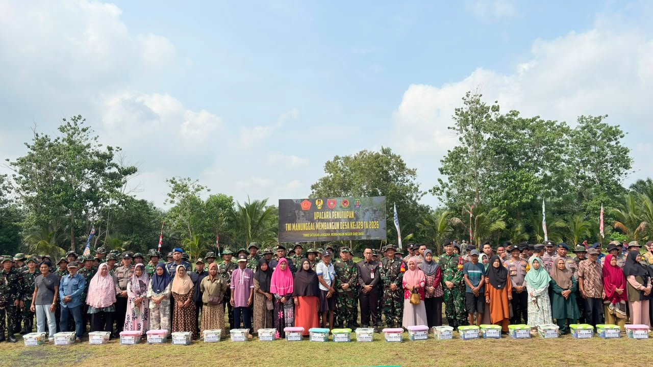 Penutupan TMMD Ke-129: TNI Berkontribusi Nyata di Wilayah Perbatasan