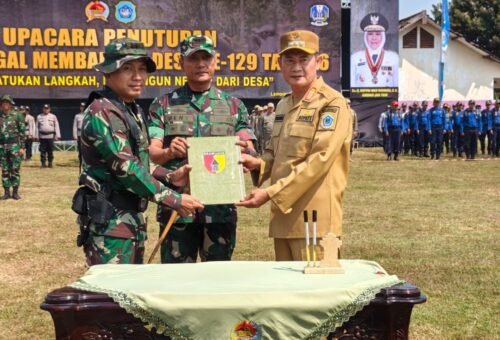 Serah Terima Naskah TMMD 129 Ditandai Upacara Resmi di Lamongan