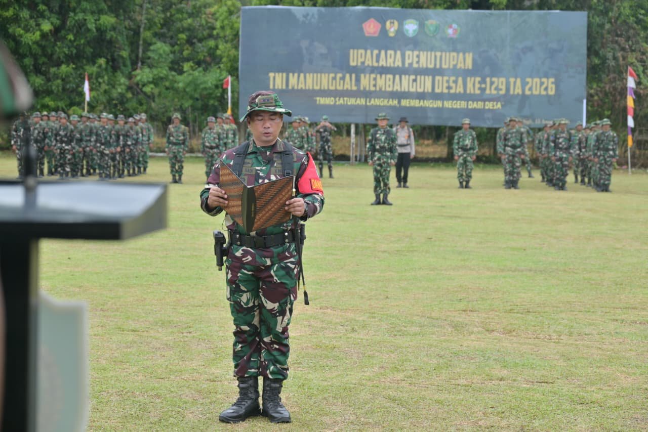 Penyelesaian TMMD Ke-129: TNI Serahkan Bantuan dan Hasil Pembangunan untuk Masyarakat