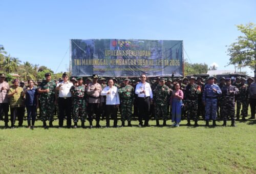 Penutupan TMMD 129 Kodim 1605/Belu oleh Brigjen TNI Muhammad Dariyanto