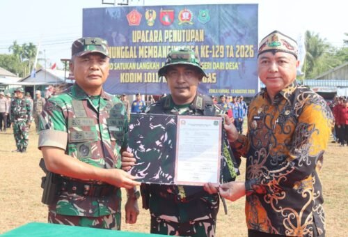 Penutupan TMMD Reguler Ke-129 Kapuas, Kolaborasi TNI dan Warga Meningkatkan Pembangunan Desa