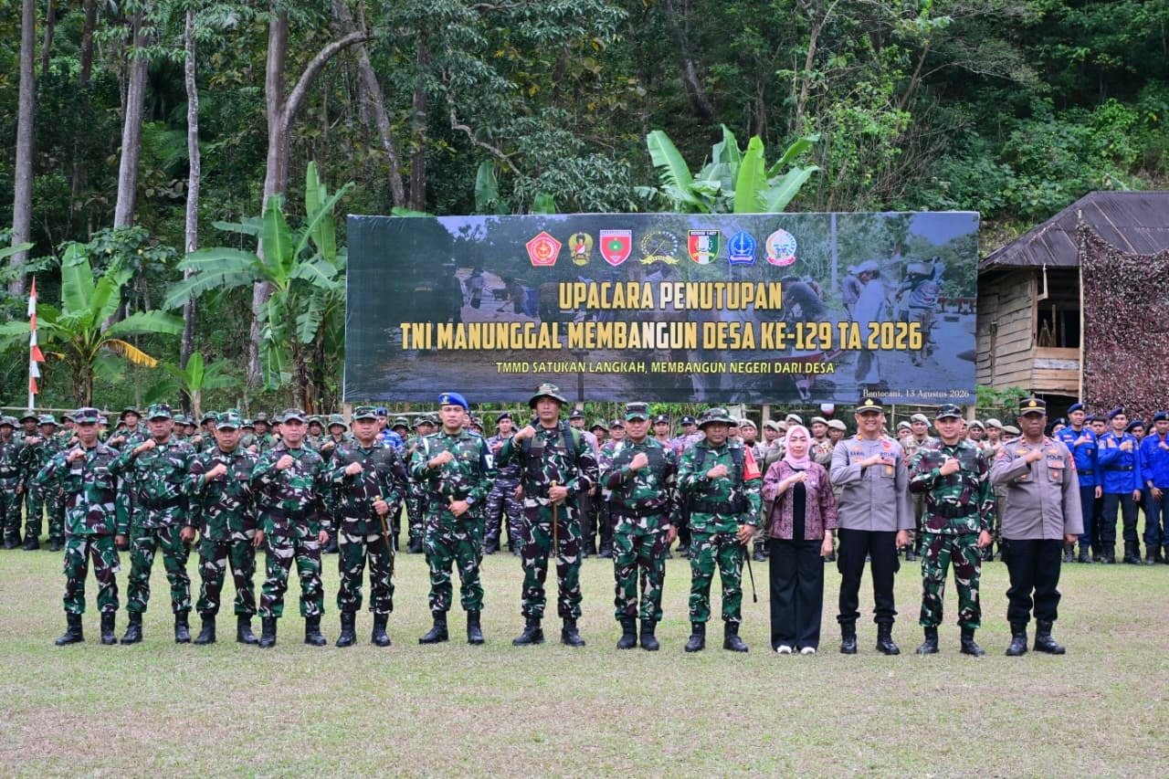 Penutupan TMMD Ke-129 di Bone, TNI dan Masyarakat Bersinergi Hasilkan Karya Nyata