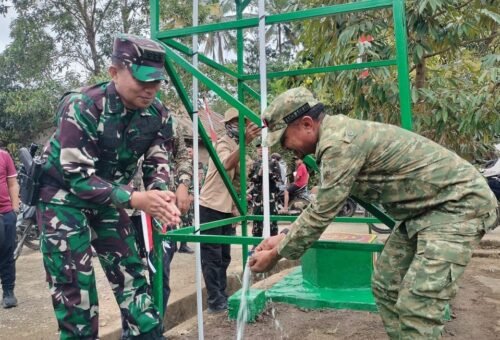 Dandim 1407/Bone dan Danrem 141/Toddopuli Tinjau Hasil TMMD Ke-129