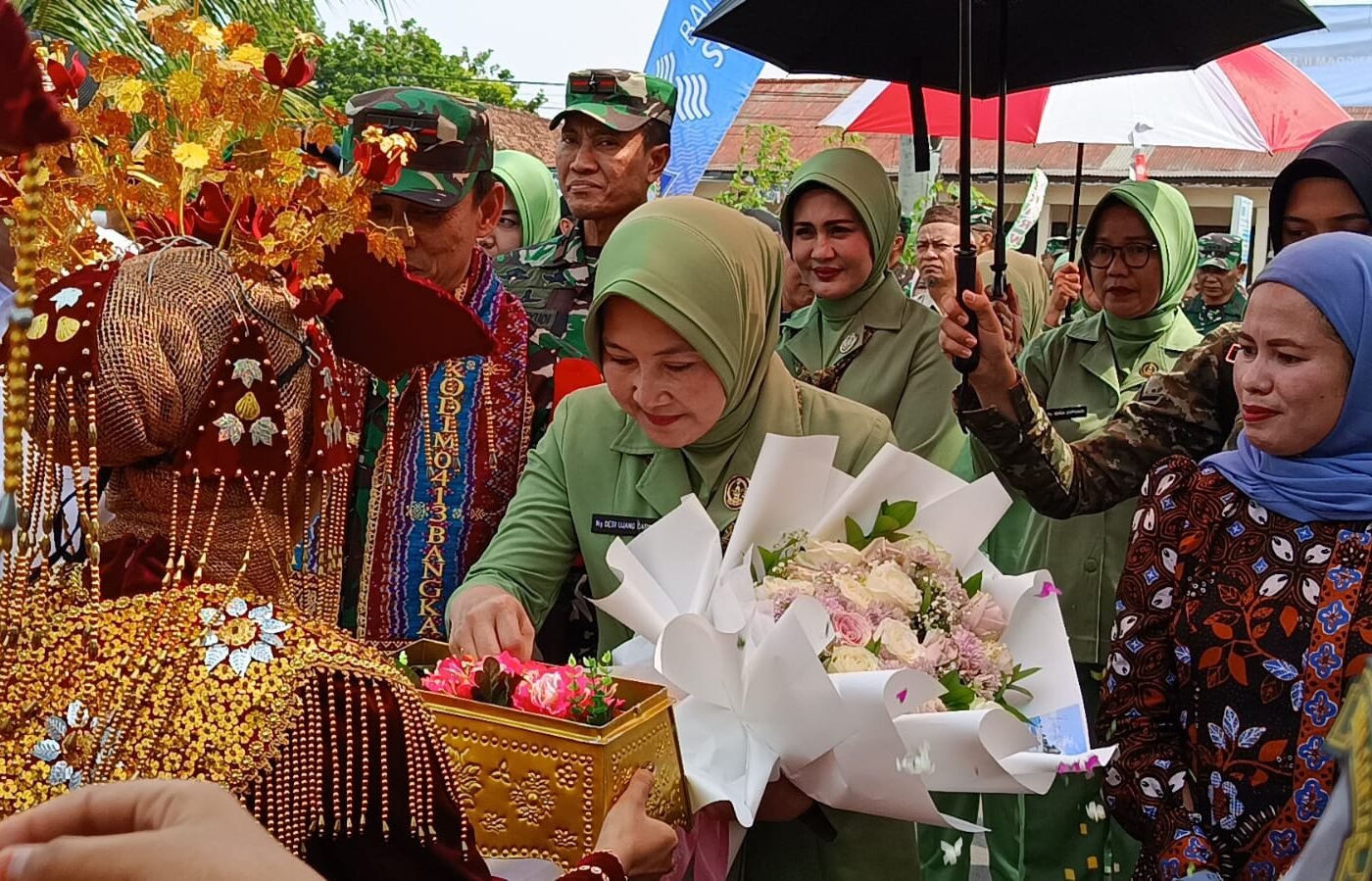 Penutupan TMMD ke-129 di Deniang Dihadiri Ketua Persit KCK