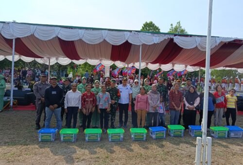 TNI Sukses Gelar Bakti Sosial di Desa Deniang