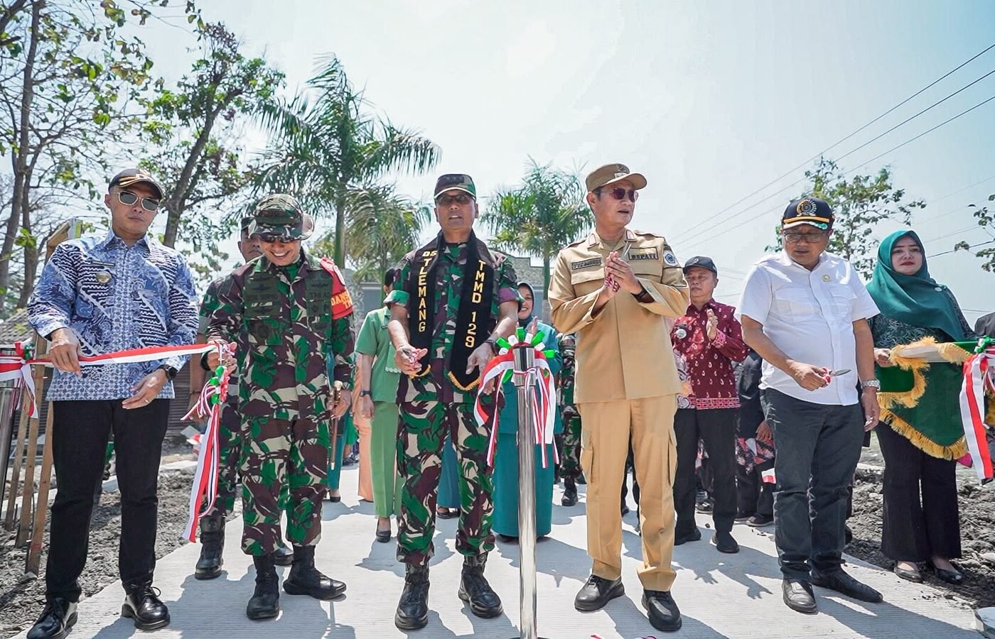 Penutupan TMMD 129: Bupati Lamongan Beri Apresiasi Tinggi untuk Pembangunan Desa