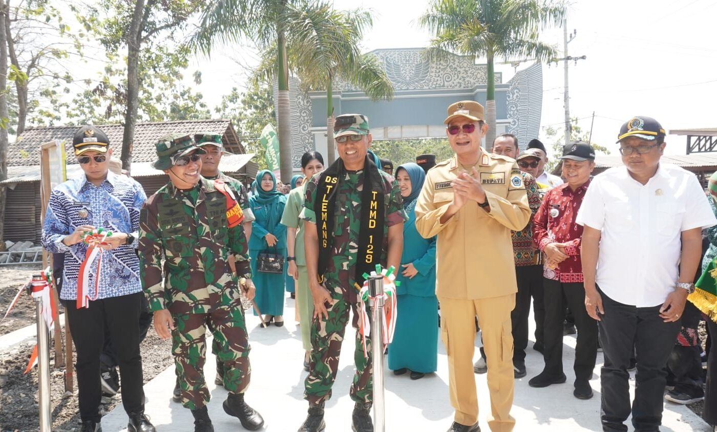 Peresmian Jalan Rabat Beton TMMD 129, Bupati Lamongan Resmikan Infrastruktur Baru