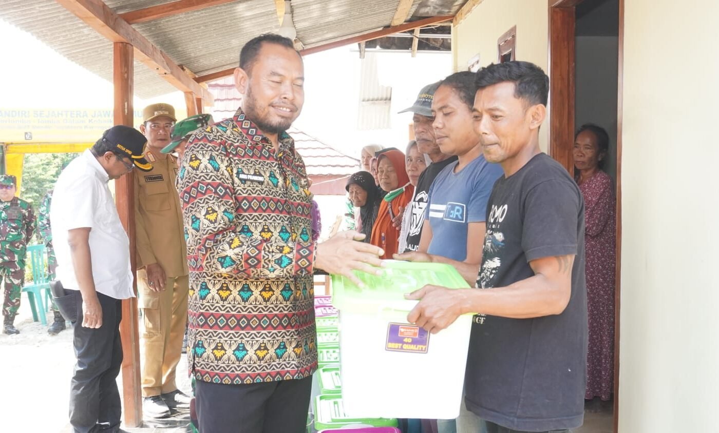 Kepala Desa Tlemang Ajak Warga Bersyukur atas Bantuan Sembako dan RTLH