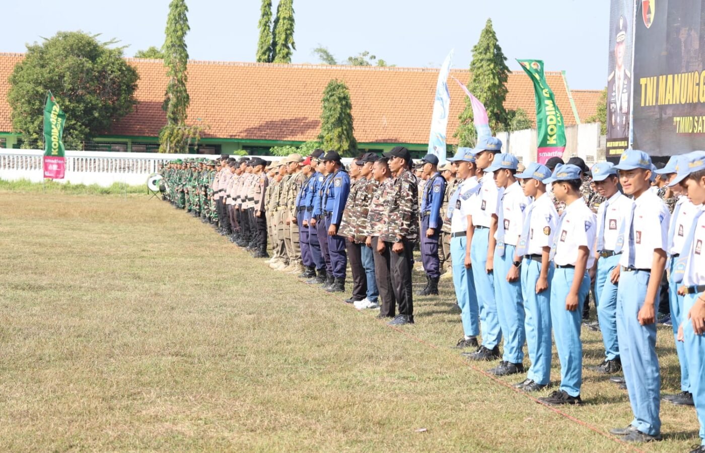 Kesatuan dan Keanggunan, Upacara Penutupan TMMD 129 Memukau Masyarakat Tlemang
