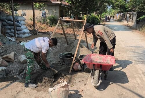 Sinergi TNI-Polri dan Warga, Sukseskan TMMD ke-129 di Desa Luwung Kencana