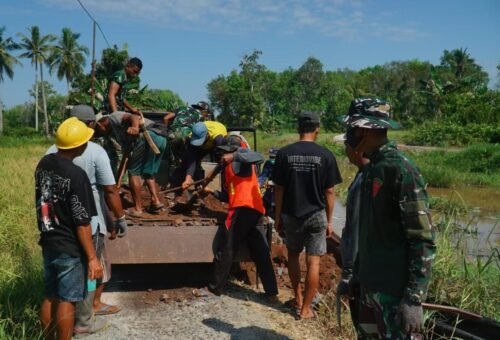 Kolaborasi TNI dan Masyarakat Sukses Rampungkan Proyek Jalan TMMD Ke-129