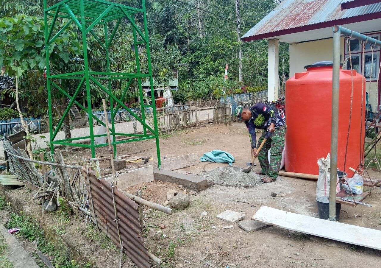 Satgas TMMD ke-129 Bangun Pondasi Tower Air di Bone